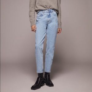 NWOT Zara Mom Jeans, Straight Leg Light Blue Denim